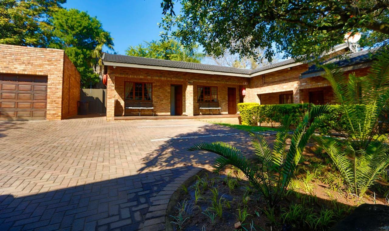 Belladona Guesthouse Mbombela Exterior foto